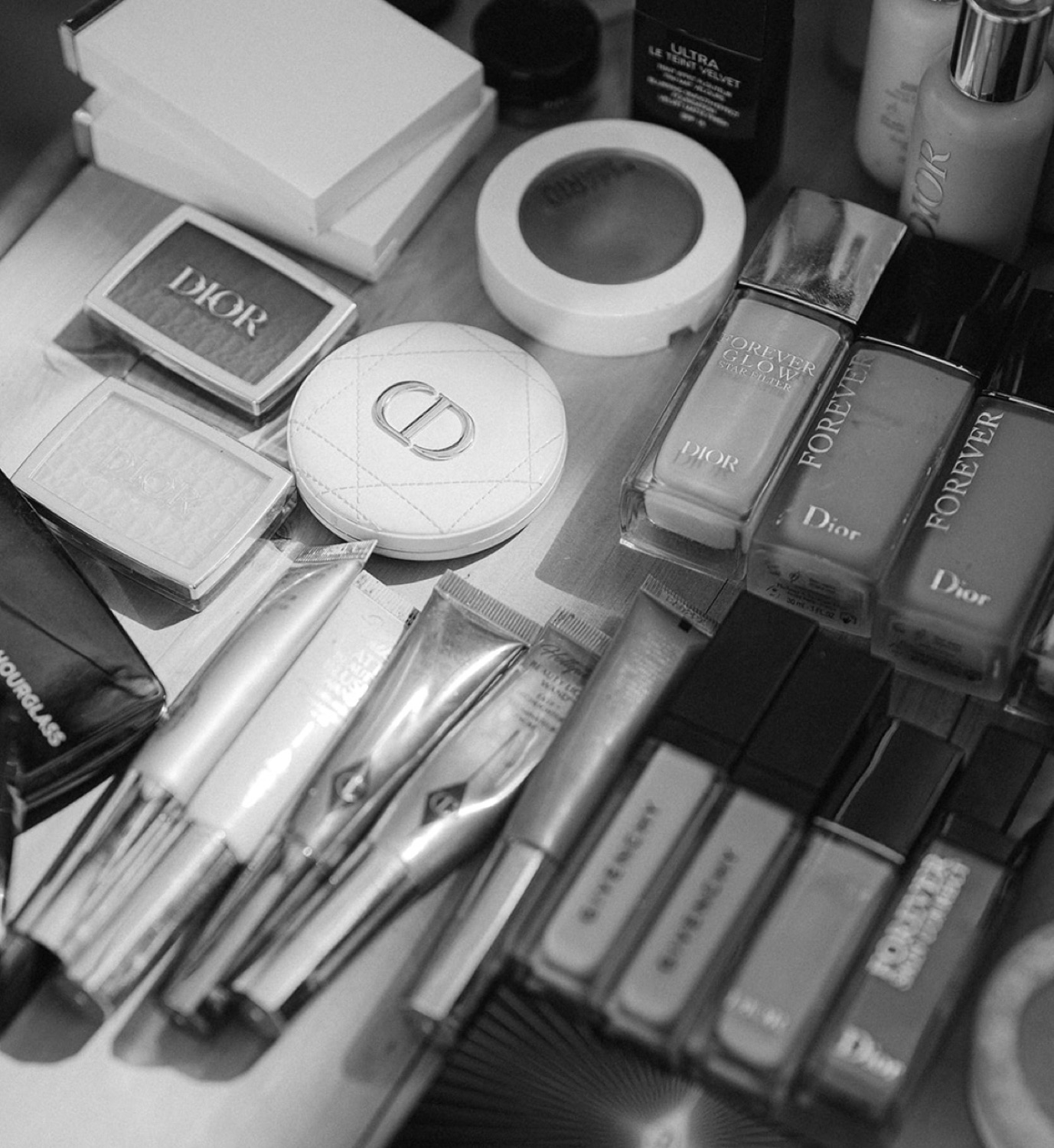 Luxury makeup products used by Tailor You